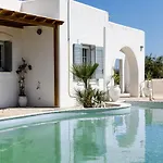 Daphne's Lux Villa *