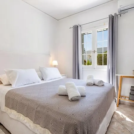 Daphne's Lux Villa