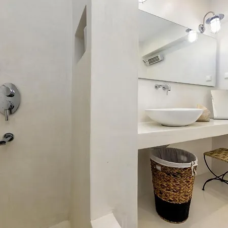 Daphne's Lux Villa *